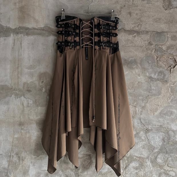 Ozz on Buckle Detail Layered Skirt