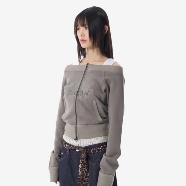 아캄 오프숄더 집업 카키 구해요!!