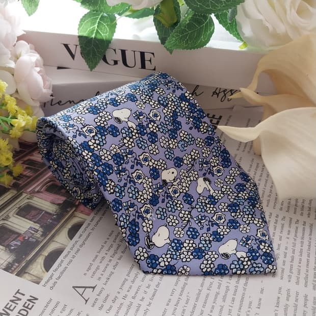 스누피 피넛츠 실크 블루 플라워 넥타이 9.7cm 새상품 K1309 
