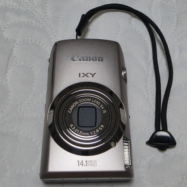 IXY 10S (IXUS 210HS)