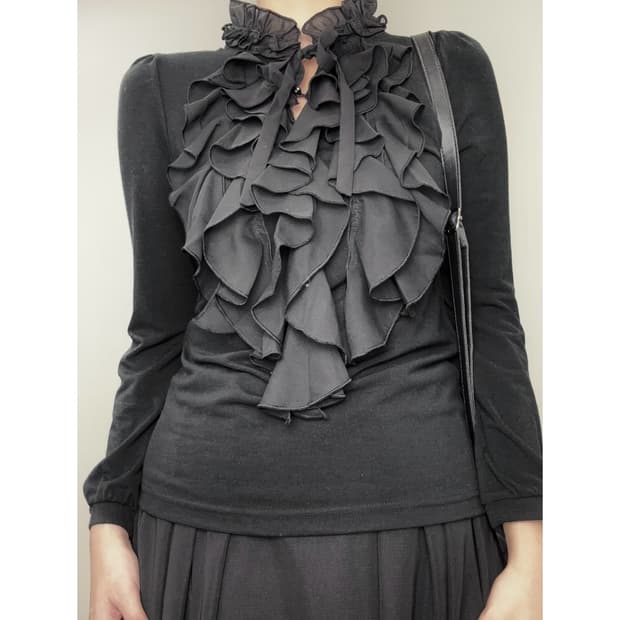 빈티지 블랙 프릴 롱슬리브
