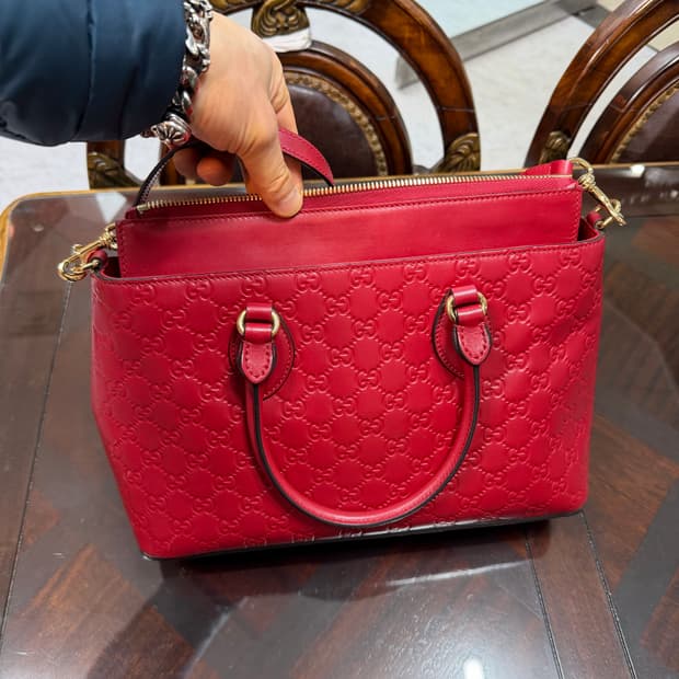 구찌 정품 시마 수프림 GG로고 가방 레드색상 백화점구매 단품 싸게팝니다
