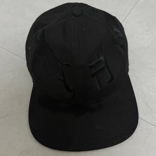 혁오 aaa 모자
