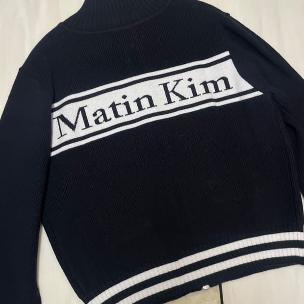 마뗑킴 스펠 포인트 스트라이프 가디건 m