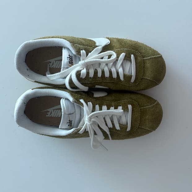 나이키 코르테즈 스웨이드 올리브 240
