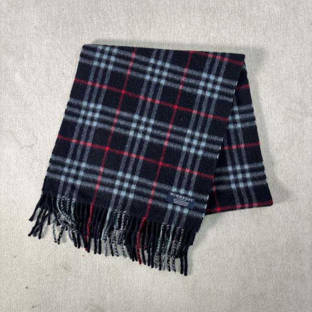 버버리 노바체크 캐시미어 네이비 머플러