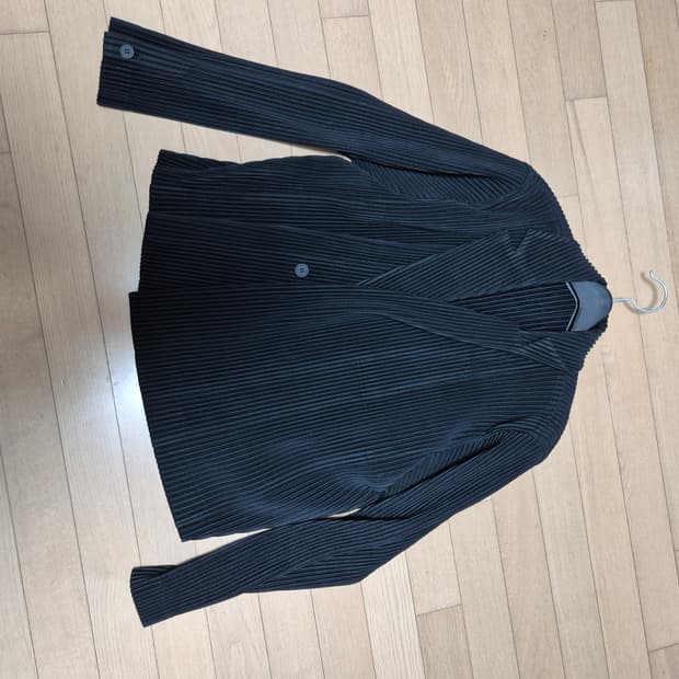 옴므플리세 셋업