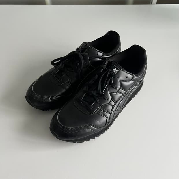 Comme des Garcons x Asics