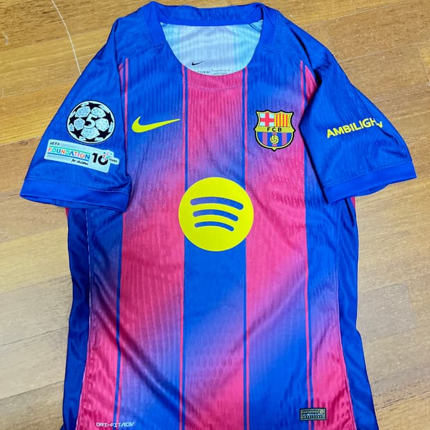 나이키 바르셀로나 25-26 에센틱 라민야말 유니폼 해외 M 무료배송