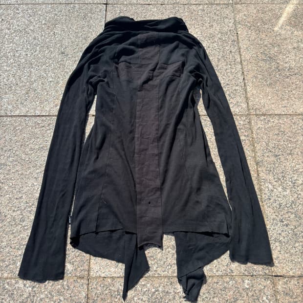 (착샷인스타릴스0)“L.G.B” Back Cross Black Ca