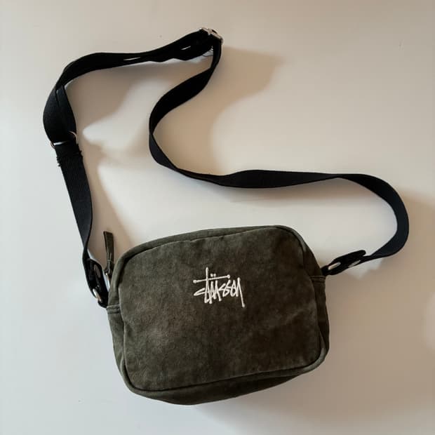 스투시 크로스백