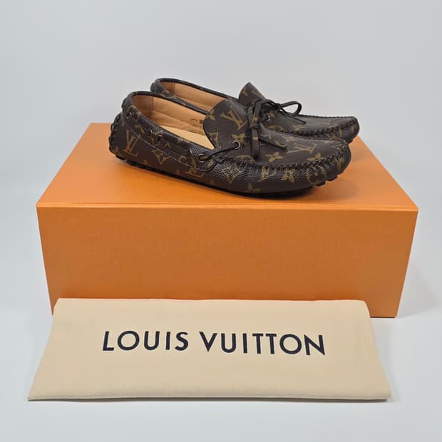루이비통 아리조나 모카신 로퍼 (240) 