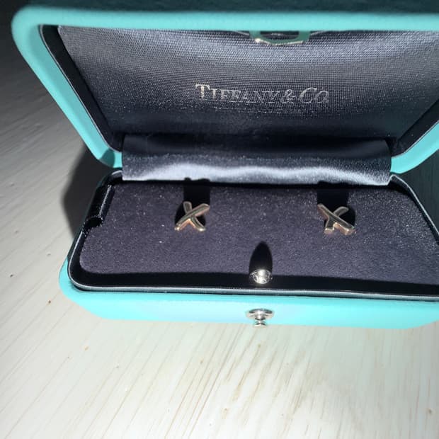 티파니앤코 X귀걸이 18K로즈골드