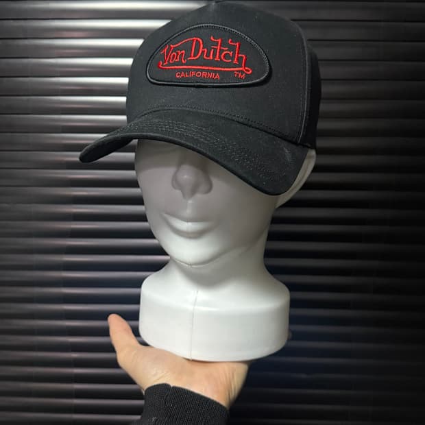 본더치 볼캡 모자 트러커 레드 빨강 블랙 검정 야구 y2k 힙합 댄서 