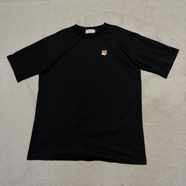 메종키츠네 폭스 반팔티