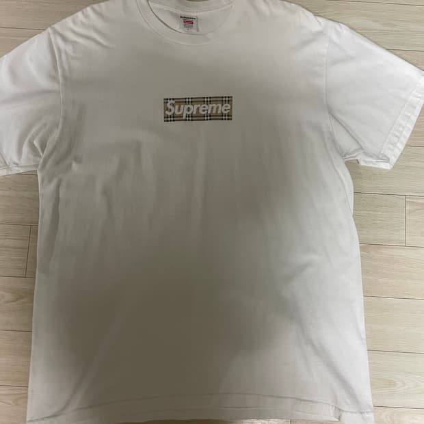 슈프림버버리 반팔