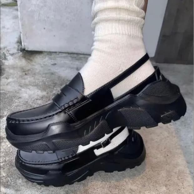 아키코아오키 데미 폭스 레더 블랙 240