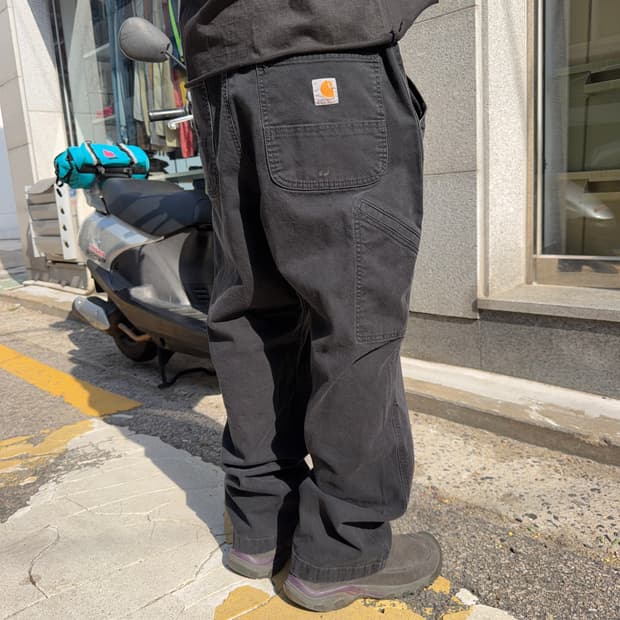 Carhartt work pants (36X30)