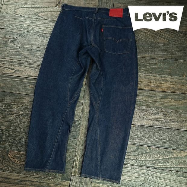 [리바이스] R탭 엔지니어드 데님 팬츠 청바지 M19526