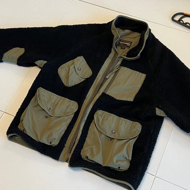 아웃스탠딩 보아 후리스 자켓 L 