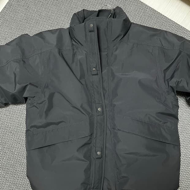 나나미카 고어텍스 숏다운 네이비 xs