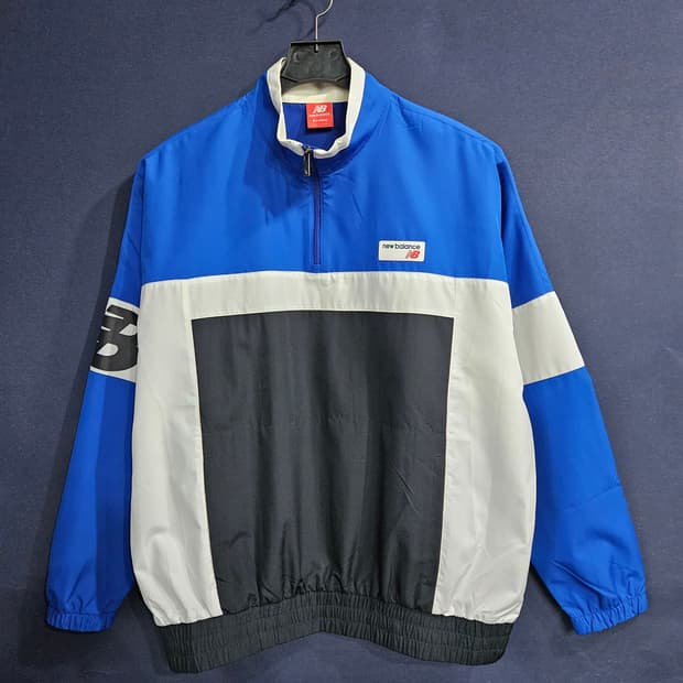 뉴발란스 프린팅 배색 남성 오버핏 105 반집업 바람막이 