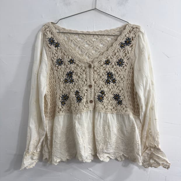 mori crochet blouse