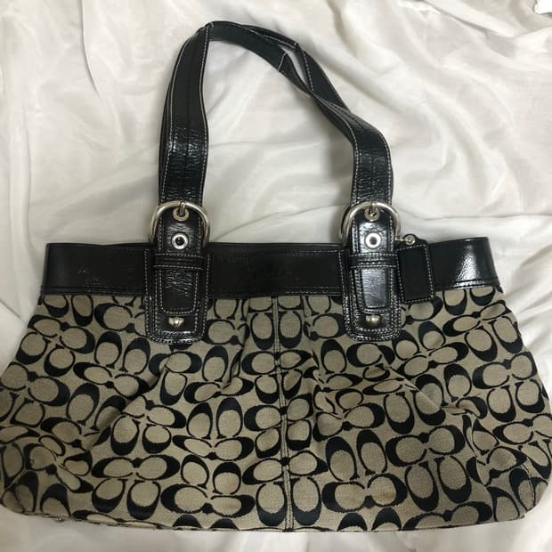 [주말할인🎊] coach 00‘s vintage shoulder bag