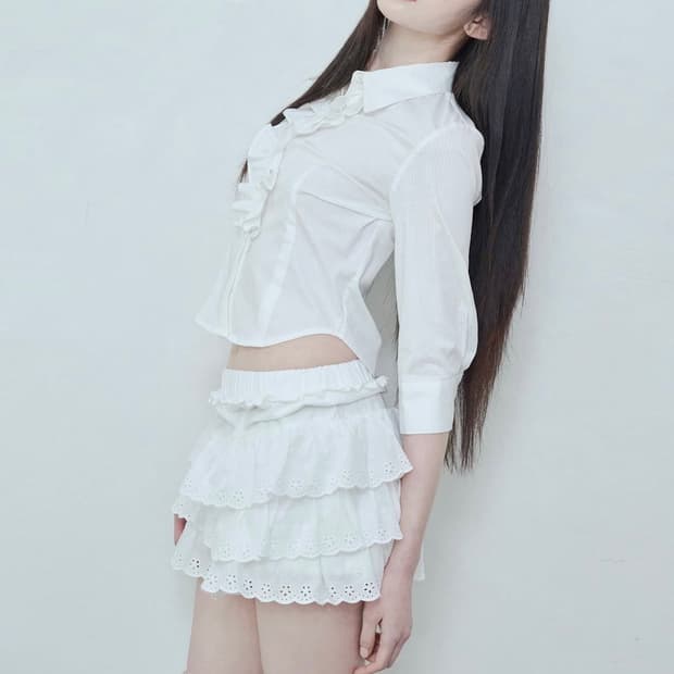 레이즈미야 리리 프릴스커트