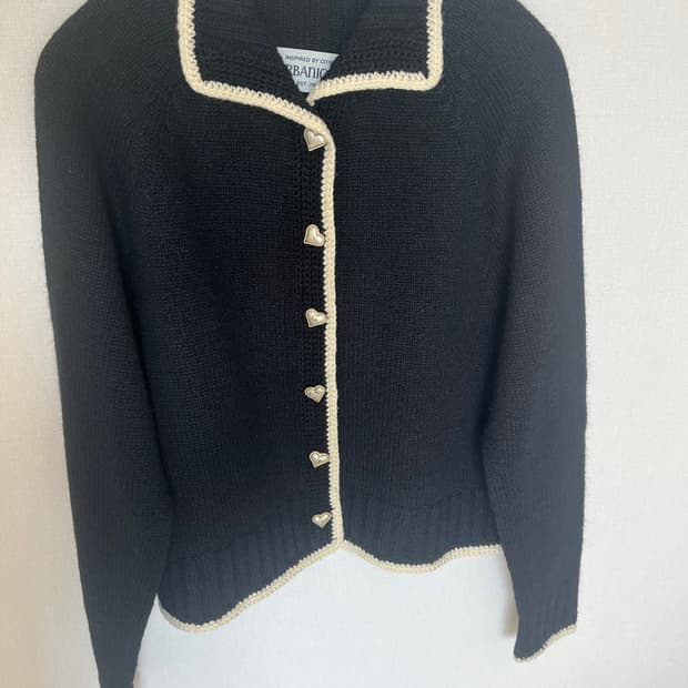 얼비닉30 하트 크로쉐 가디건