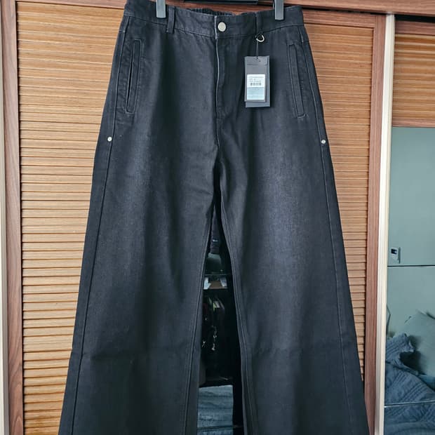 송지오옴므 플레어컷 라이트 데님 블랙 82