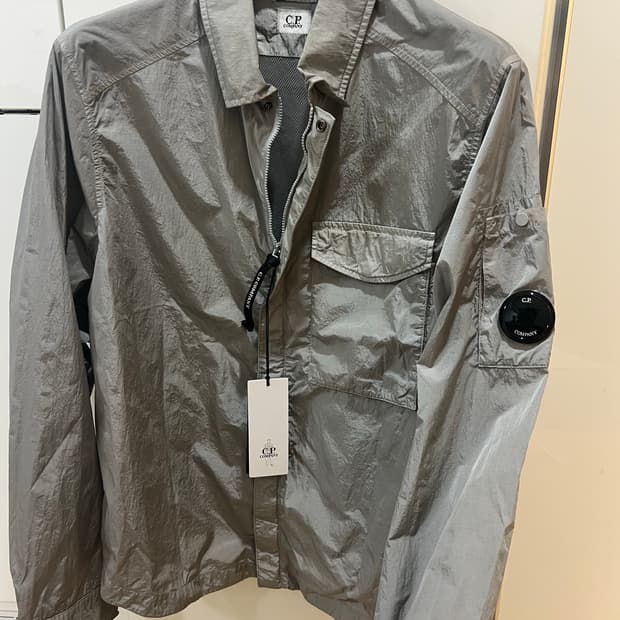 24fw cp컴퍼니 나일론그레이자켓 xl (새상품급)