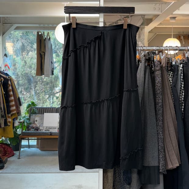 센소유니코 t.b 프릴 스커트