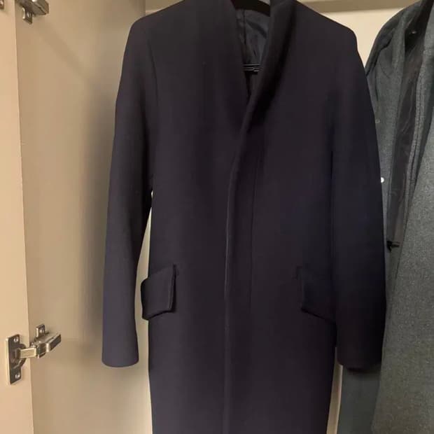 솔리드옴므 옥색코트 네이비 95 팝니다