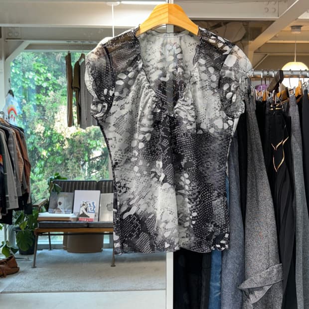 센소유니코 nero 파이톤 매쉬탑