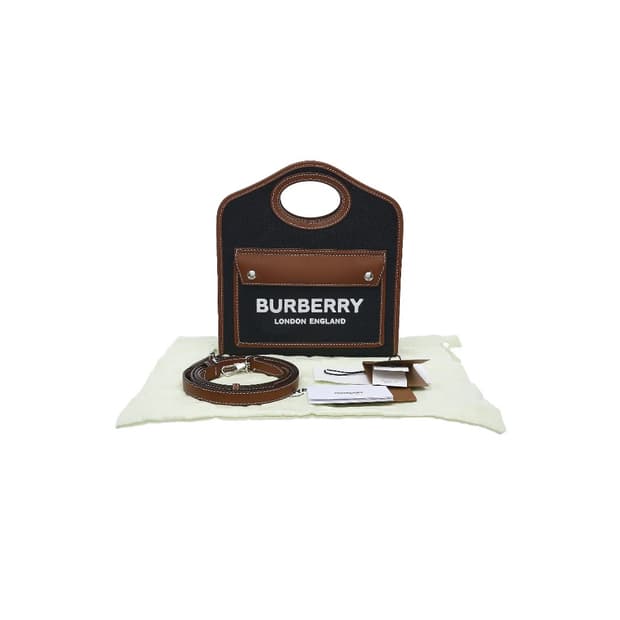 [S급] 버버리 투톤 캔버스 & 가죽 포켓 미니 토트백 판매합니다!!!