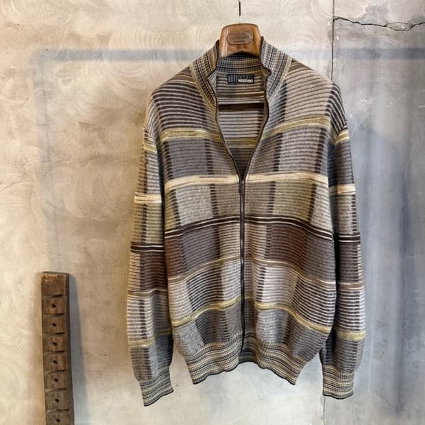 미쏘니 짚업 가디건 105