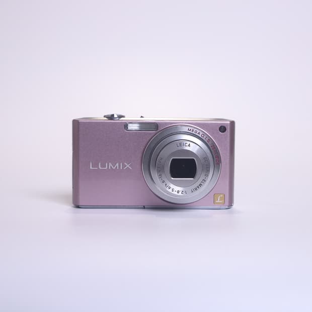 파나소닉 루믹스 FX33 핑크 (라이카 C-LUX3 동일 모델)