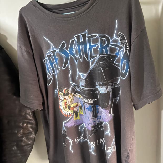 캐피탈 20 텐지쿠 라이트닝 피아노 Pt 크루 티셔츠 블랙 화이트 