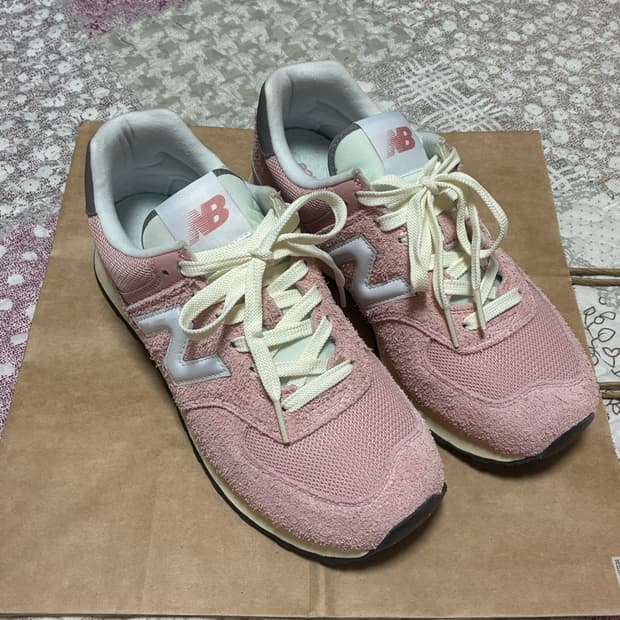 뉴발란스 574 헤리티지 멜로우 핑크 260사이즈