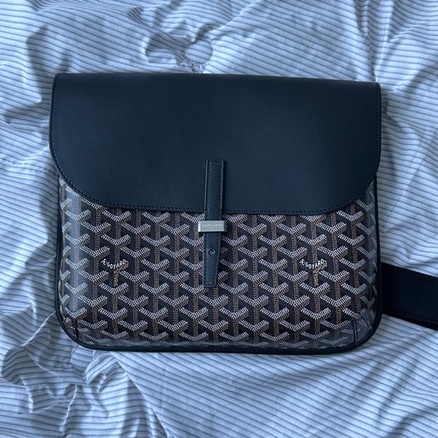 고야드 크루지에 크로스백 판매 합니다