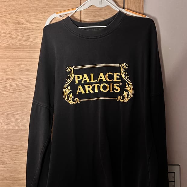 팔라스 x 스텔라 롱 슬리브