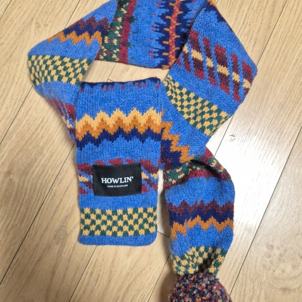 하울린 폼폼 머플러 블루 패턴