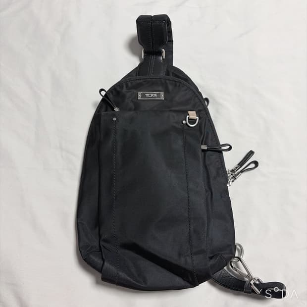 TUMI 투미 블랙 나일론 슬링백