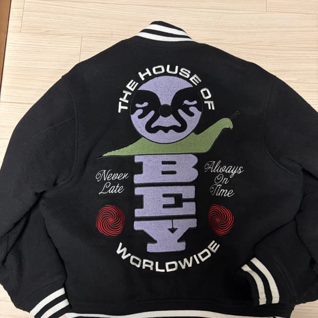 오베이 타임 바시티자켓 m size