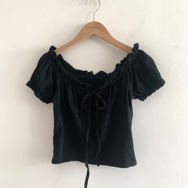Frill puff top blouse