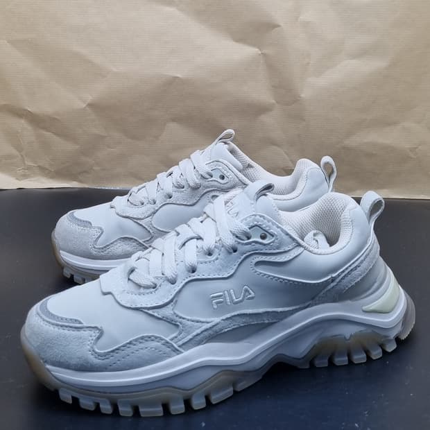 휠라 트랜스포즈3 여성운동화240 