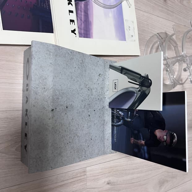 오클리 디스플레이 거치대