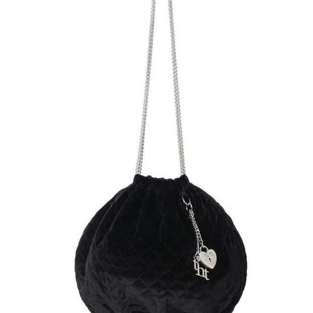 쓰리타임즈 가방 waffle bucket bag 와플 버킷 백 블랙 3