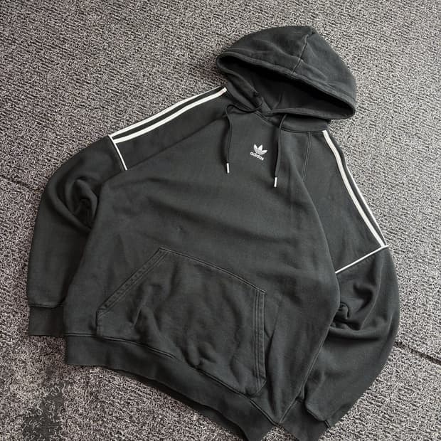 아디다스 에센셜 센터로고 기모 후디 3308